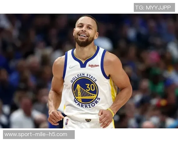 库里谈克莱离队感受:永远无法接受他在其他球队的现实 库里谈克莱离队感受:永远无法接受他在其他球队的现实