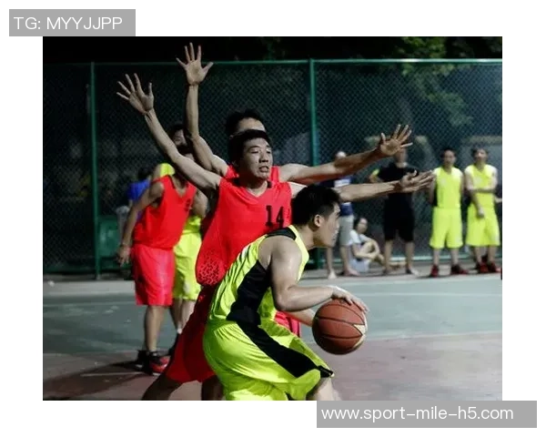 克尼佩尔赞赛恩詹姆斯智慧与力量并存展现篮球智商与实力的完美结合